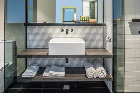 Peppers Docklands - Accommodation Sunshine Coast 27