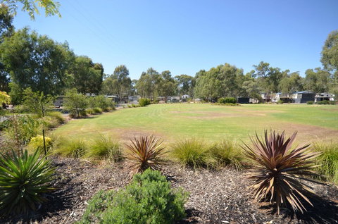 Tasman Holiday Parks - Merool On The Murray - Accommodation Sunshine Coast 5
