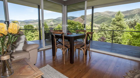 Abbys Cottages Bright - Accommodation Sunshine Coast 3