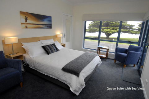 Seascape Accommodation - Accommodation Sunshine Coast 4