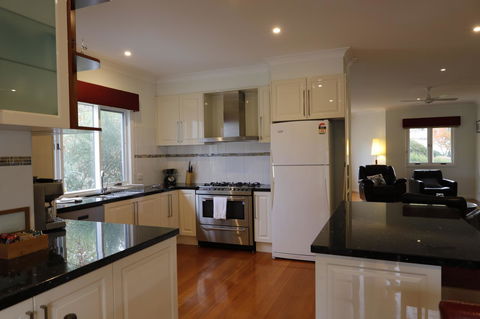 Lithgow Falls Marysville - Accommodation Sunshine Coast 2