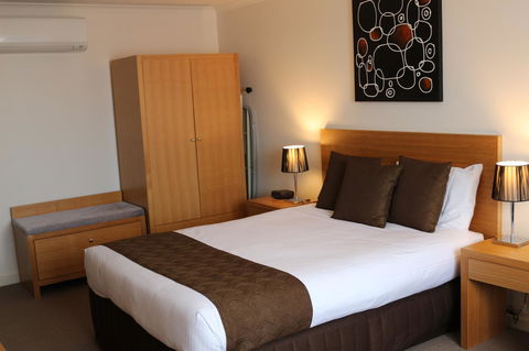 Bairnsdale International - Accommodation Sunshine Coast 14