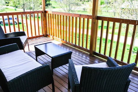 Beechworth Cedar Cottages - Accommodation Sunshine Coast 5