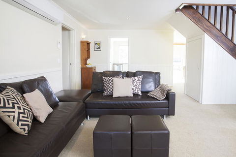 Beechworth Cedar Cottages - Accommodation Sunshine Coast 2