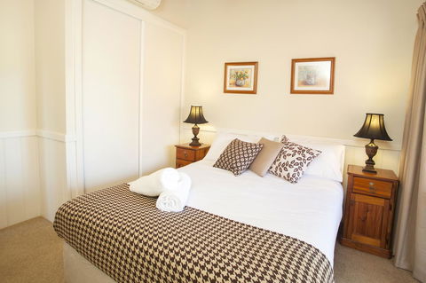 Beechworth Cedar Cottages - Accommodation Sunshine Coast 7