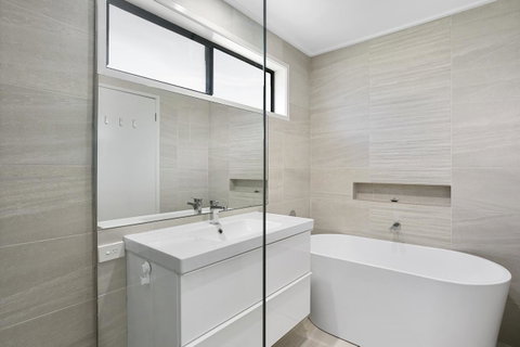 Fairhills - NEW LISTING, Beautifully Styled - Accommodation Sunshine Coast 7