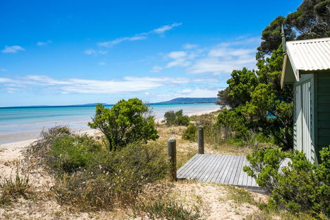 Fairhills - NEW LISTING, Beautifully Styled - Accommodation Sunshine Coast 10