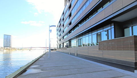 Auzzie Apartments Docklands, Melbourne - Accommodation Sunshine Coast 0