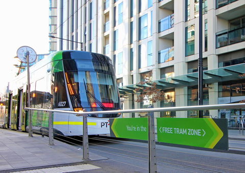 Auzzie Apartments Docklands, Melbourne - Accommodation Sunshine Coast 17