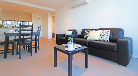 Auzzie Apartments Docklands, Melbourne - Accommodation Sunshine Coast 6