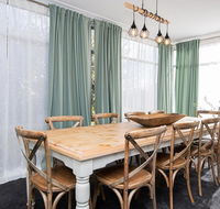 The Byng House Grand and Central Entertain 12 - Accommodation Sunshine Coast