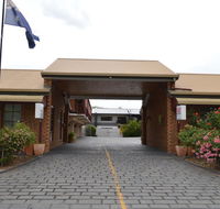 The Cottage Motor Inn Albury - Accommodation Sunshine Coast