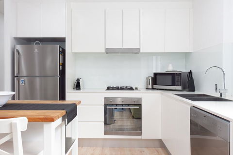 The Cove - L'Abode Accommodation - Accommodation Sunshine Coast 0