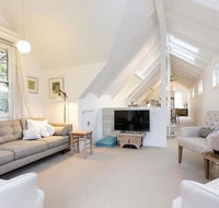 The Gatehouse - Light filled cottage in the leafy suburb of Hawthorn - Accommodation Sunshine Coast