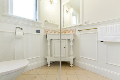 The Graces Beechworth - Accommodation Sunshine Coast 1