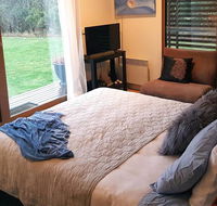 The Gurdies Room with Amazing Sunset Views - Accommodation Sunshine Coast