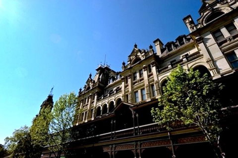 The Hotel Shamrock - Accommodation Sunshine Coast 2