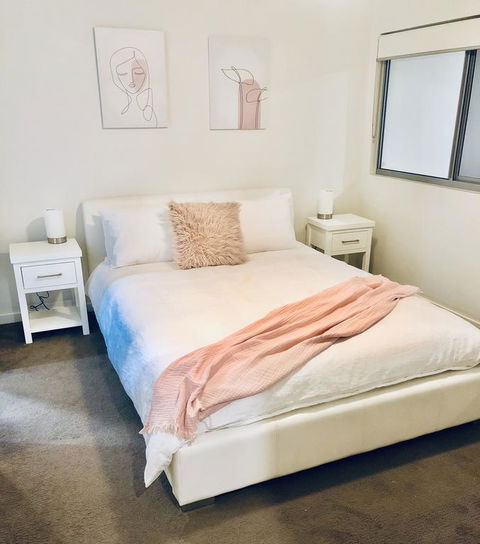 The Isedale - Accommodation Sunshine Coast 3
