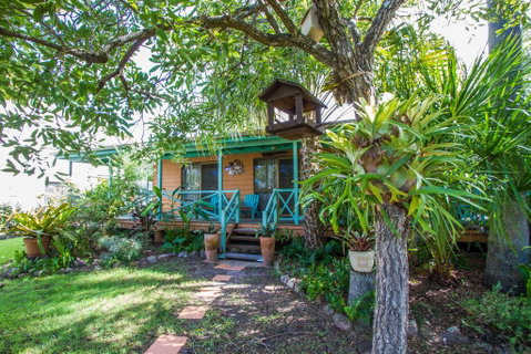 The Little House - Accommodation Sunshine Coast 3