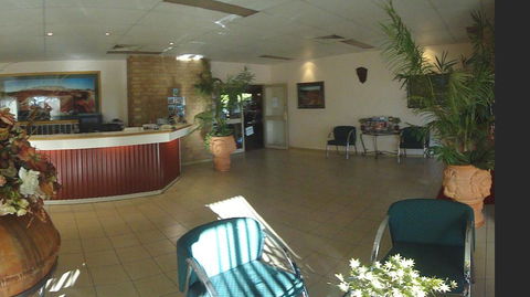 The Lodge Motel - Accommodation Sunshine Coast 3