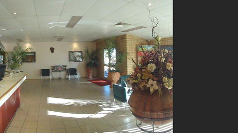 The Lodge Motel - Accommodation Sunshine Coast 2
