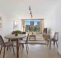 The most convenient location in town - Accommodation Sunshine Coast
