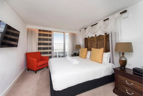 The Nest - Boho Bedroom Near The City With Roof Terrace - Accommodation Sunshine Coast 0