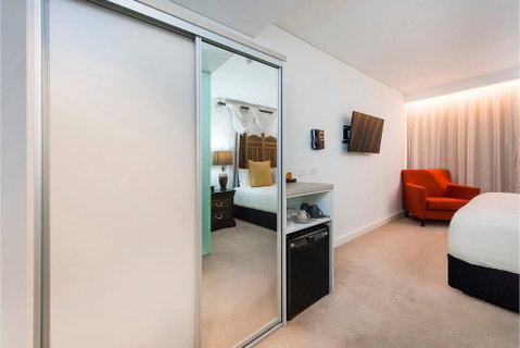 The Nest - Boho Bedroom Near The City With Roof Terrace - Accommodation Sunshine Coast 1