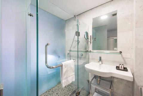 The Nest - New York Style Space In Northbridge + Roof Terrace - Accommodation Sunshine Coast 3