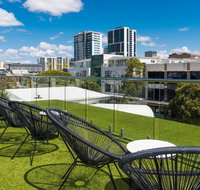The Nest - Quirky Queen Sized Space with Roof Terrace - Accommodation Sunshine Coast