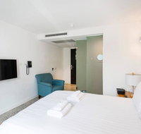 The Nest - Rustic En Suite Room Near the City And Roof Terrace - Accommodation Sunshine Coast
