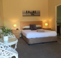The Nosh  Nod - Howick Street - Accommodation Sunshine Coast