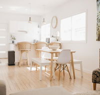 The Palms - stylish modern and cute as a button - Accommodation Sunshine Coast