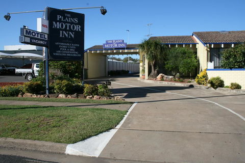 The Plains Motor Inn - Accommodation Sunshine Coast 0