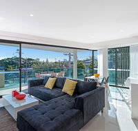 The Princess of Bulimba - Executive 3BR Bulimba Apartment with Large Balcony Next to Oxford St - Accommodation Sunshine Coast