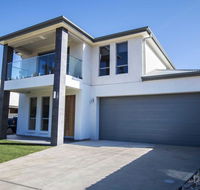 The Races Complex - Accommodation Sunshine Coast