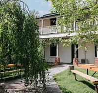 The Robin Hood Inn - Accommodation Sunshine Coast