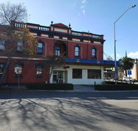 The Royal Hotel - Accommodation Sunshine Coast