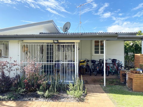 The Shack - Accommodation Sunshine Coast 0