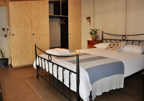The Shouse - Durrants Lookout - Accommodation Sunshine Coast 1