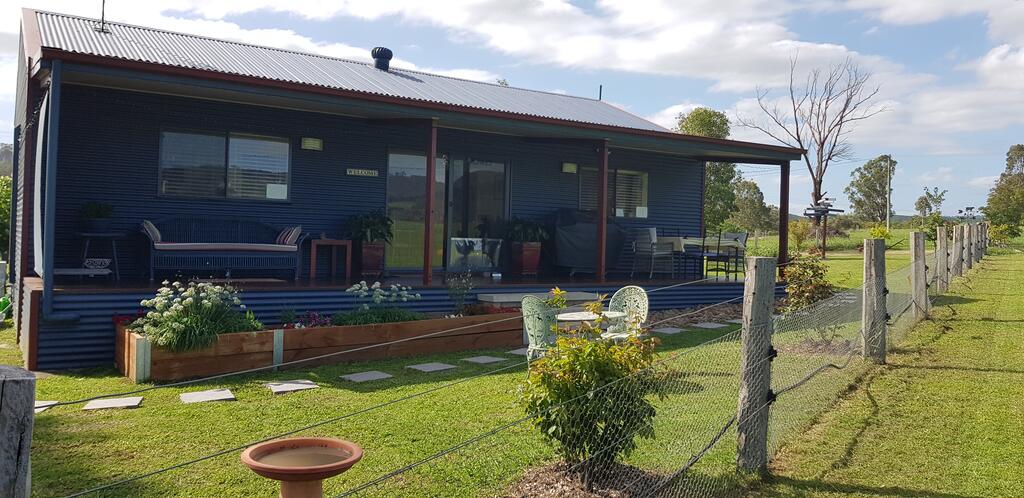 Seahampton NSW Accommodation Sunshine Coast