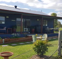 The Wattle Lodge - Accommodation Sunshine Coast