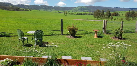 The Wattle Lodge - Accommodation Sunshine Coast 2