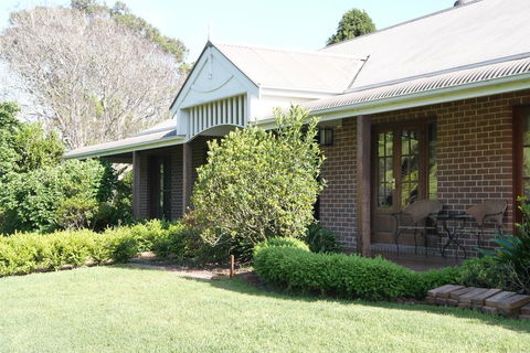 The Willows B N B - Accommodation Sunshine Coast 2