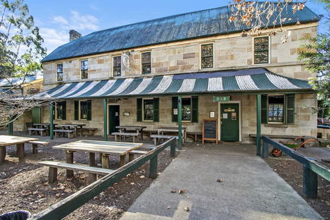 Tiny St Albans - Accommodation Sunshine Coast 1