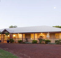 Toby Inlet Homestead - Accommodation Sunshine Coast