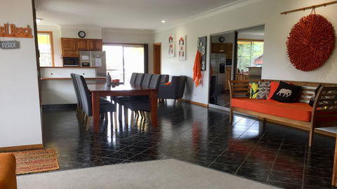 Top Deck Beachside - Accommodation Sunshine Coast 2