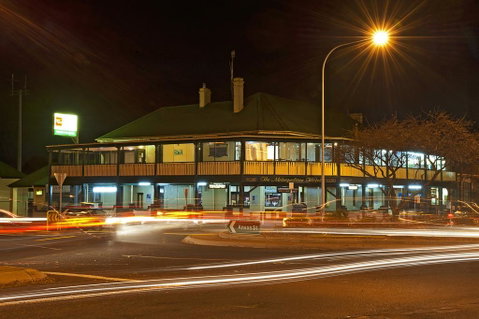 Town Square Motel - Accommodation Sunshine Coast 0