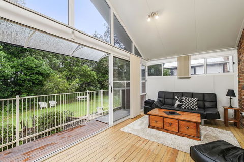 TRANQUIL AT HIBBARD - Accommodation Sunshine Coast 1