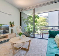 Tranquil contemporary hideaway in hippest area - Accommodation Sunshine Coast